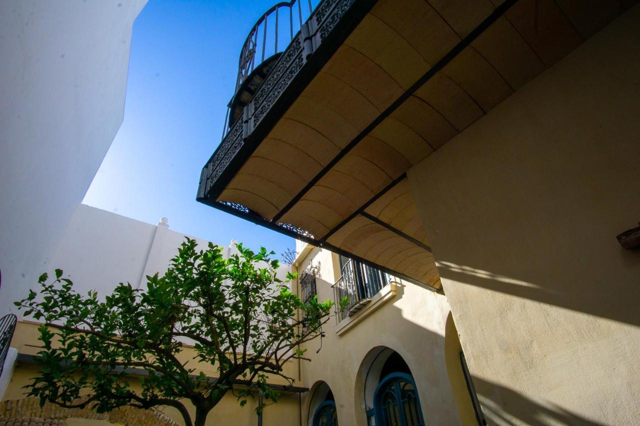 Apartamentos Sharis Jerez de la Frontera Exteriör bild
