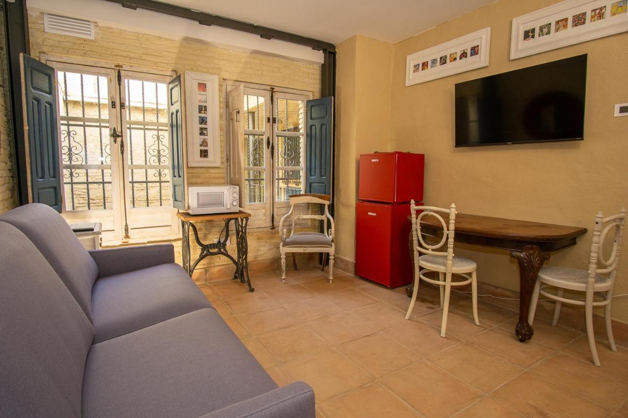 Apartamentos Sharis Jerez de la Frontera Exteriör bild